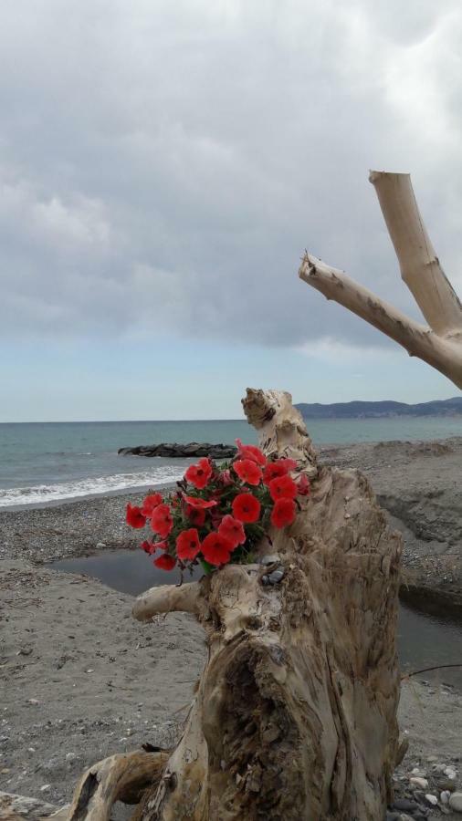 Appartamento Vista Mare Albenga Exterior foto