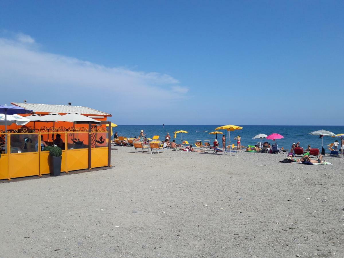 Appartamento Vista Mare Albenga Exterior foto